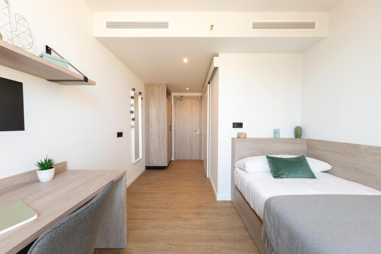 Micampus Barcelona Student Residence Extérieur photo
